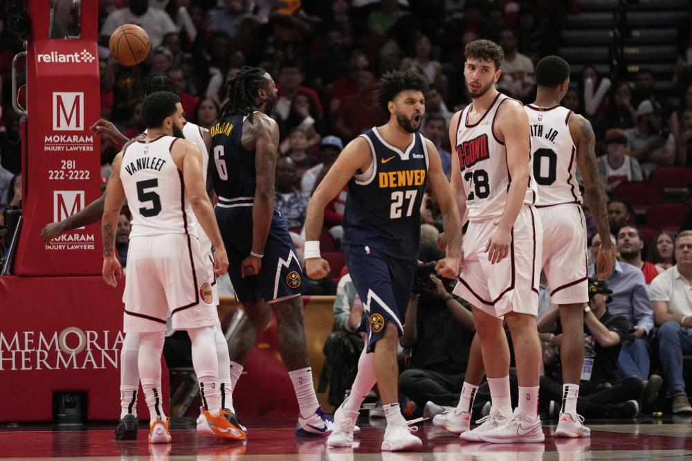 场通过一次 场通过一次